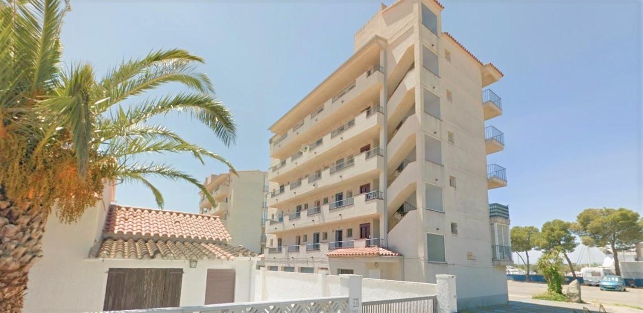 Holidays Penthouse Vues Panoramiques Sur Le Port Naval,Un Sejour Elegant Assure " Wifi Parquing Gratuit Росес Екстер'єр фото